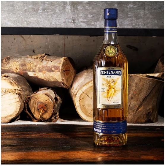 Mercado San Juan - Tequila Gran Centenario Añejo 695 Ml